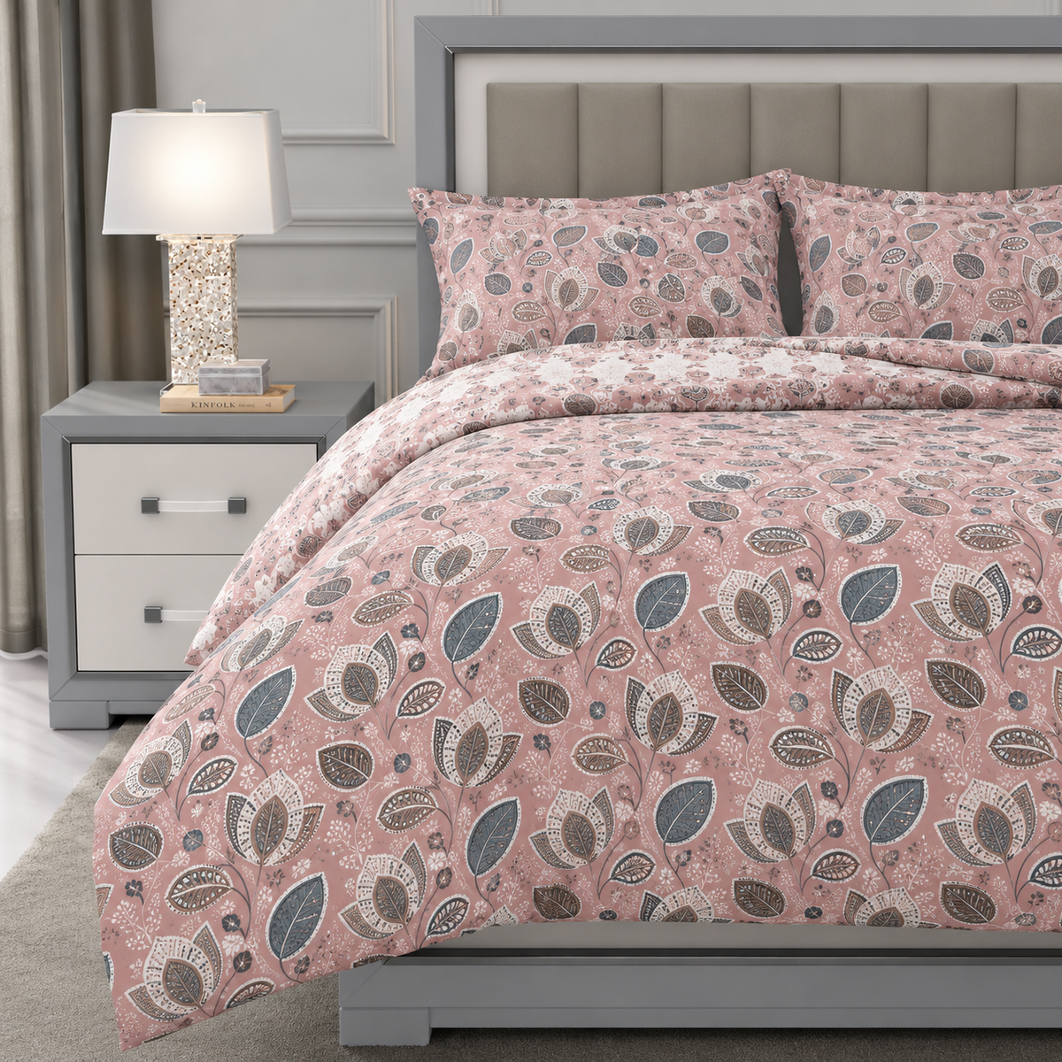 Vintage Petals - Premium Bedsheet Set