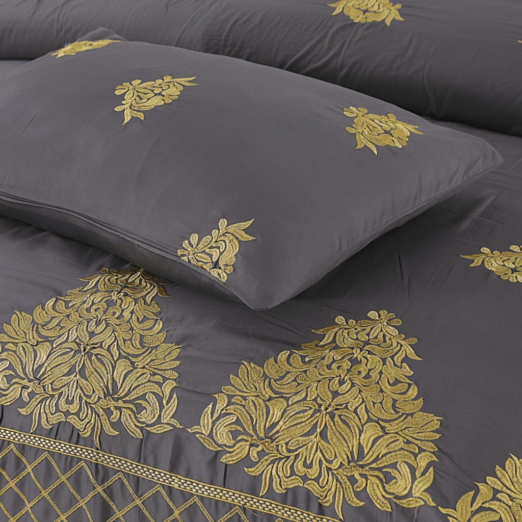 FL0020- Duvet Cover Set - 6Pcs (Luxury Sateen) .